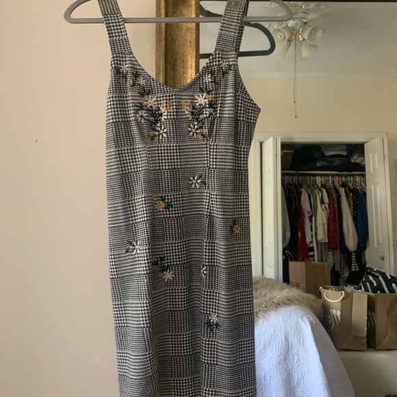 Topshop Houndstooth Embroidered Mini Dress - Picture 2 of 7